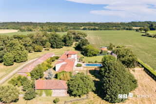  Propriété/château à vendre 12 pièces 520 m²