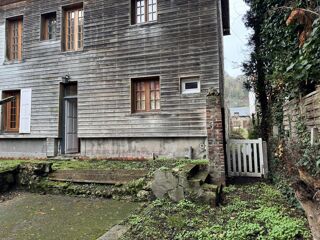  Immeuble à vendre 153 m²