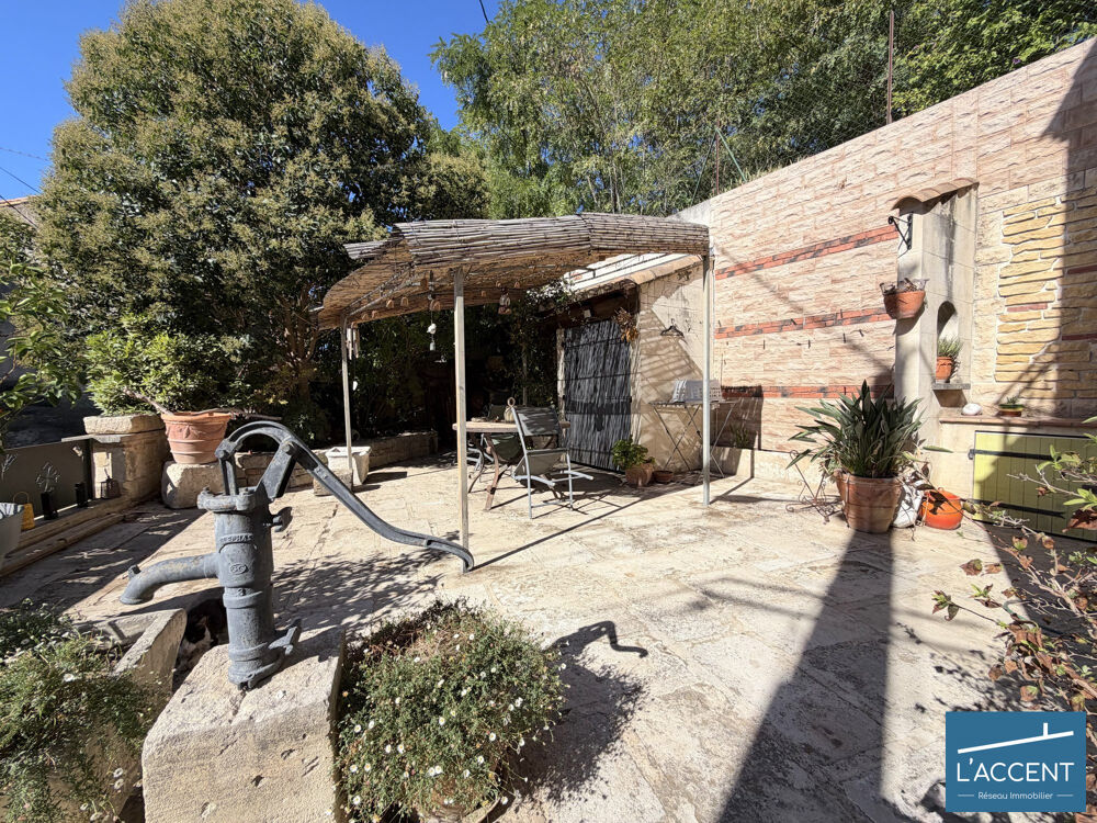 CHARMANTE MAISON DE 114 m² AVEC EXTERIEUR ET BELLES TERRASSES