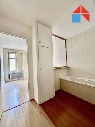  Immeuble � vendre 6 pi�ces 120 m�