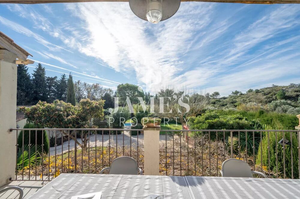 � vendre  Maison Fontvieille (13990)