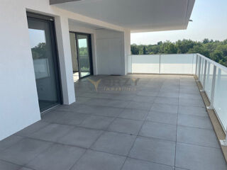  Appartement � vendre 4 pi�ces 94 m�