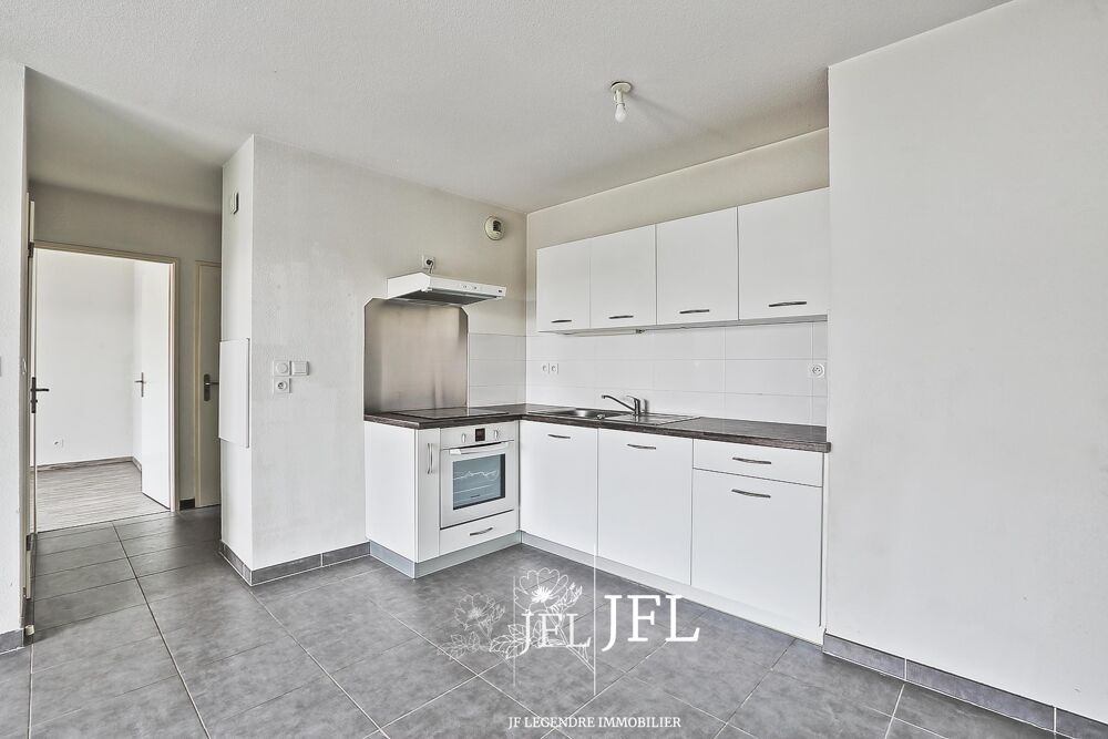 Appartement T2 avec terrasse et deux places de parking