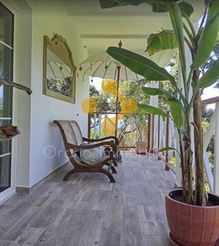  Villa à vendre 6 pièces 157 m²