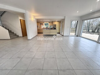  Villa � vendre 9 pi�ces 248 m�