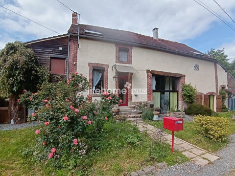  Maison familiale avec d�pendances et grand terrain � environn Maison - 8 pi�ce(s) - 176 m�