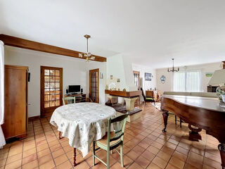  Maison à vendre 8 pièces 158 m²