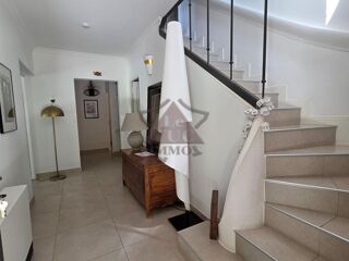  Villa à vendre 8 pièces 268 m²