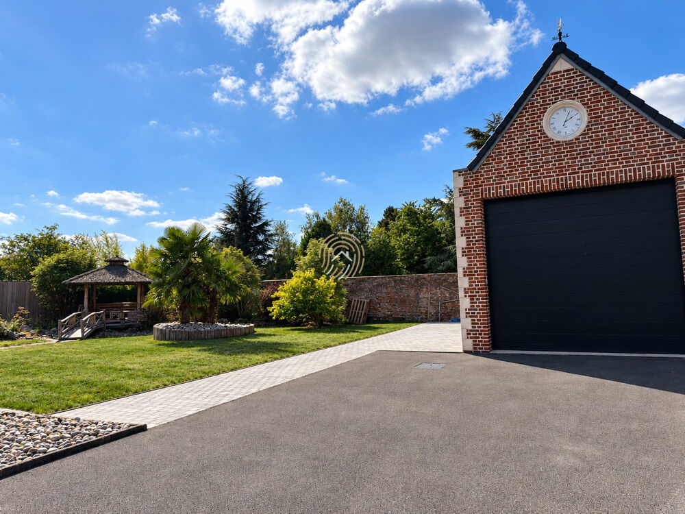 Vente Villa Maison d'exception avec espace bien-être et multiples garages Fenain