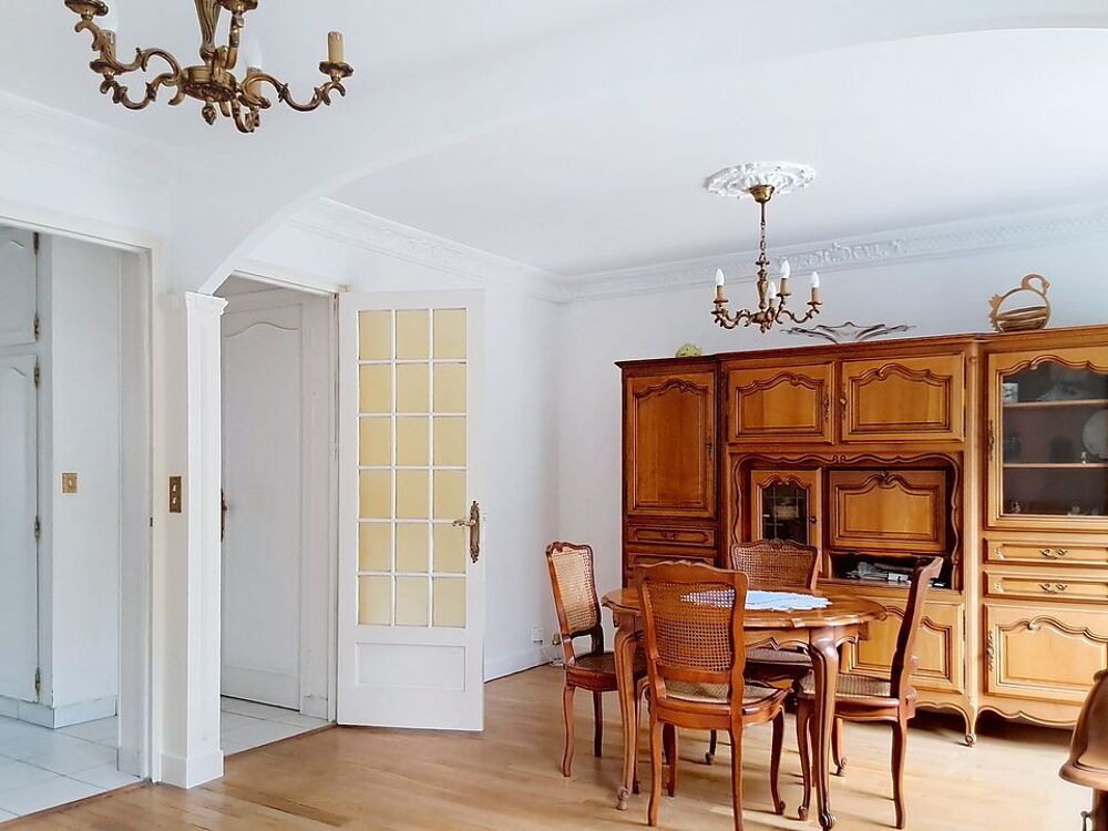 Vente Maison Maison familiale avec jardin au c?ur du village de Buzenval Rueil-malmaison