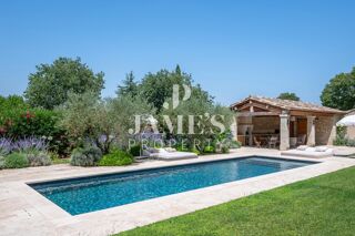  Maison � vendre 9 pi�ces 258 m�