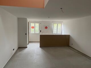  Appartement � louer 3 pi�ces 84 m�