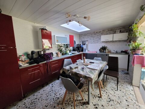   maison/villa Maison - 4 pi�ce(s) - 161 m�