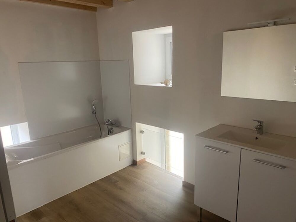 Vente Maison COURMANGOUX - MAISON DE VILLAGE - ENTIEREMENT RENOVEE Courmangoux