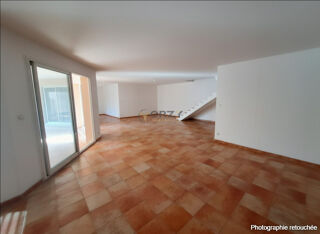  Maison  vendre 6 pices 194 m