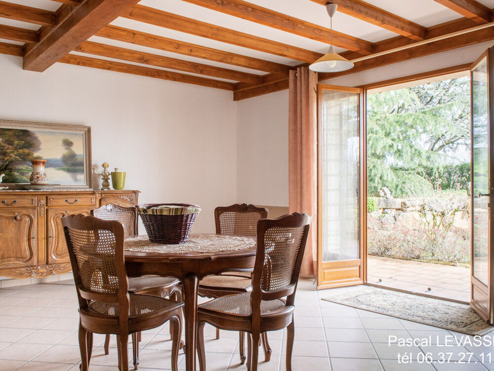 Vente Maison Maison Individuelle de 208m2 habitables 6 chambres terrain 810m2 Satolas-et-bonce