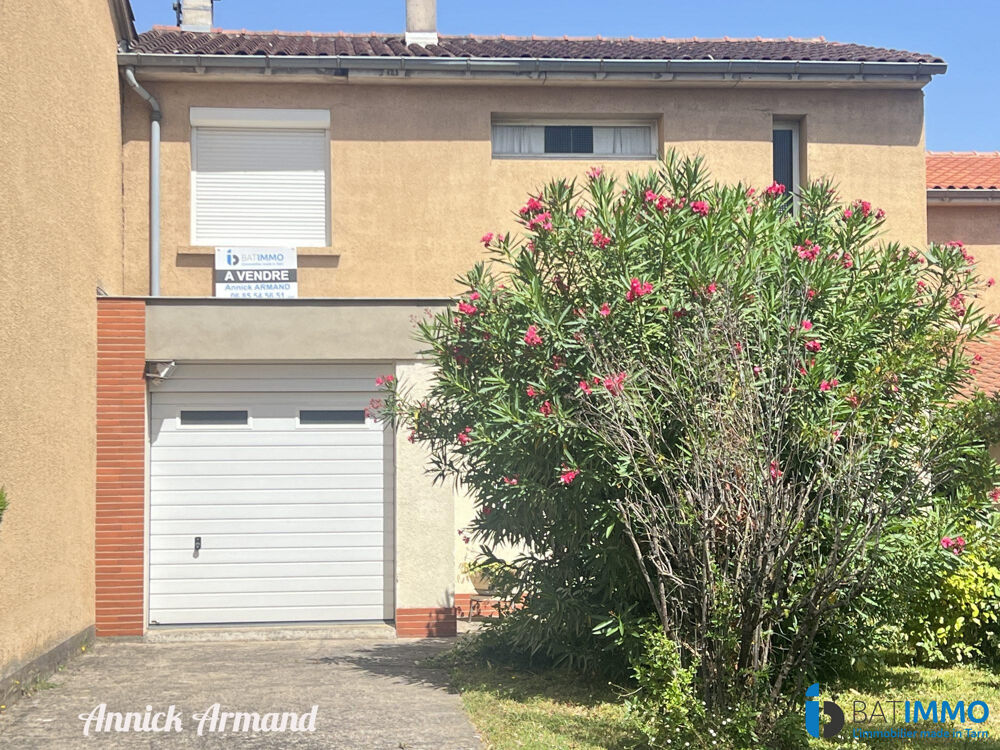 MAISON DE LOTISSEMENT AVEC JARDIN ET GARAGE