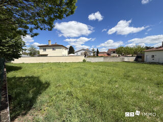  Terrain à vendre 636 m²