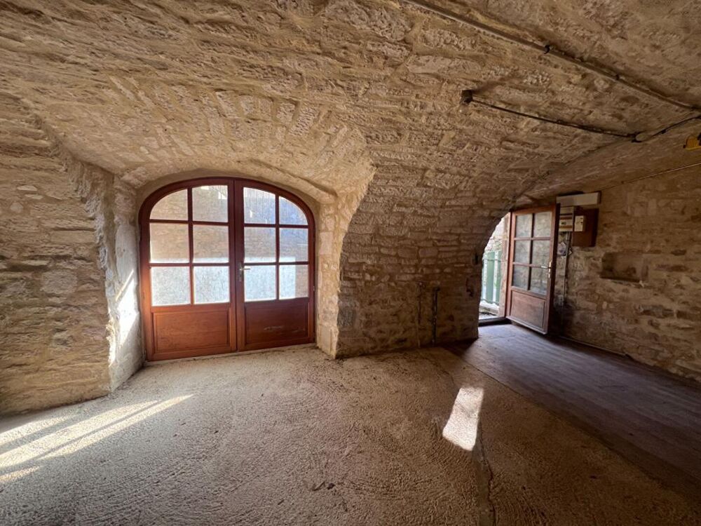Vente Maison Authentique maison en pierres avec terrasse et cour ? Lumineuse et pleine de charme Barjac