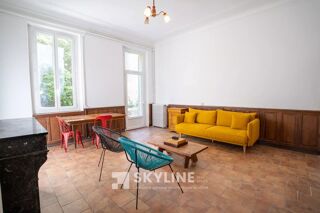  Appartement à louer 3 pièces 82 m²