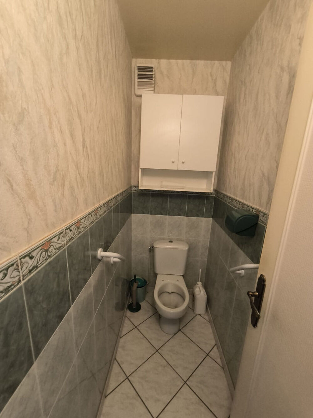 Vente Appartement Appartement  Saint-Genest Lerpt 4 pièce(s) 77.69 m2 Saint-genest-lerpt