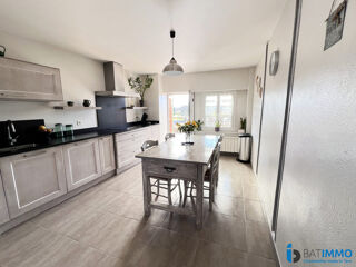  Maison � vendre 11 pi�ces 242 m�