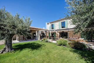  Maison 5 pi�ces 250 m� Saint-r�my-de-provence