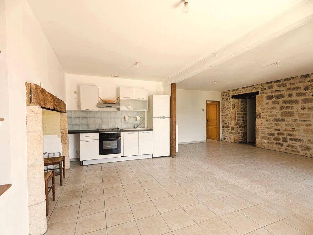 Maison de village en pierres