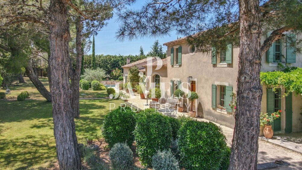 Vente Maison Propriété avec piscine chauffée proche centre - Eygalières Eygalières
