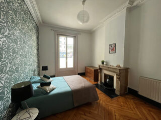  Appartement à louer 3 pièces 83 m²