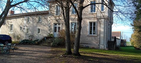   Manoir du XIIIe siècle - Propriété de caractère avec gîtes et dé Maison - 15 + pièce(s) - 530 m²