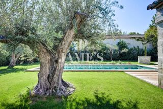  Maison � vendre 5 pi�ces 250 m�