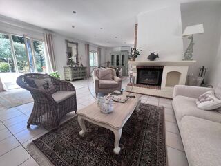  Villa à vendre 5 pièces 170 m²
