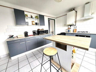  Immeuble � vendre 137 m�