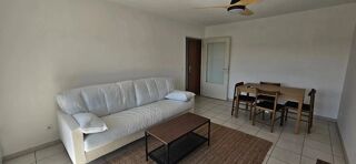  Appartement à louer 2 pièces 45 m²