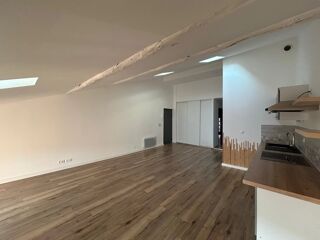  Appartement à louer 3 pièces 62 m²