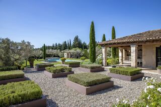  Maison � vendre 9 pi�ces 240 m�