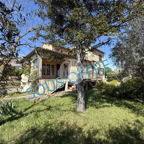   SOUS OFFRE ! Centre Destrousse Maison T5 avec terrain de 600m� Maison - 5 pi�ce(s) - 143 m�