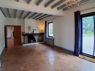 Maison à louer 6 pièces 213 m²