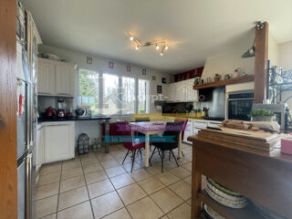  Maison � vendre 9 pi�ces 211 m�