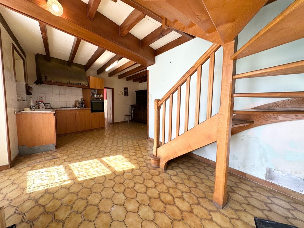 Attignat - A vendre maison de village -5 chambres