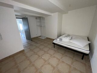  Appartement à louer 2 pièces 37 m²