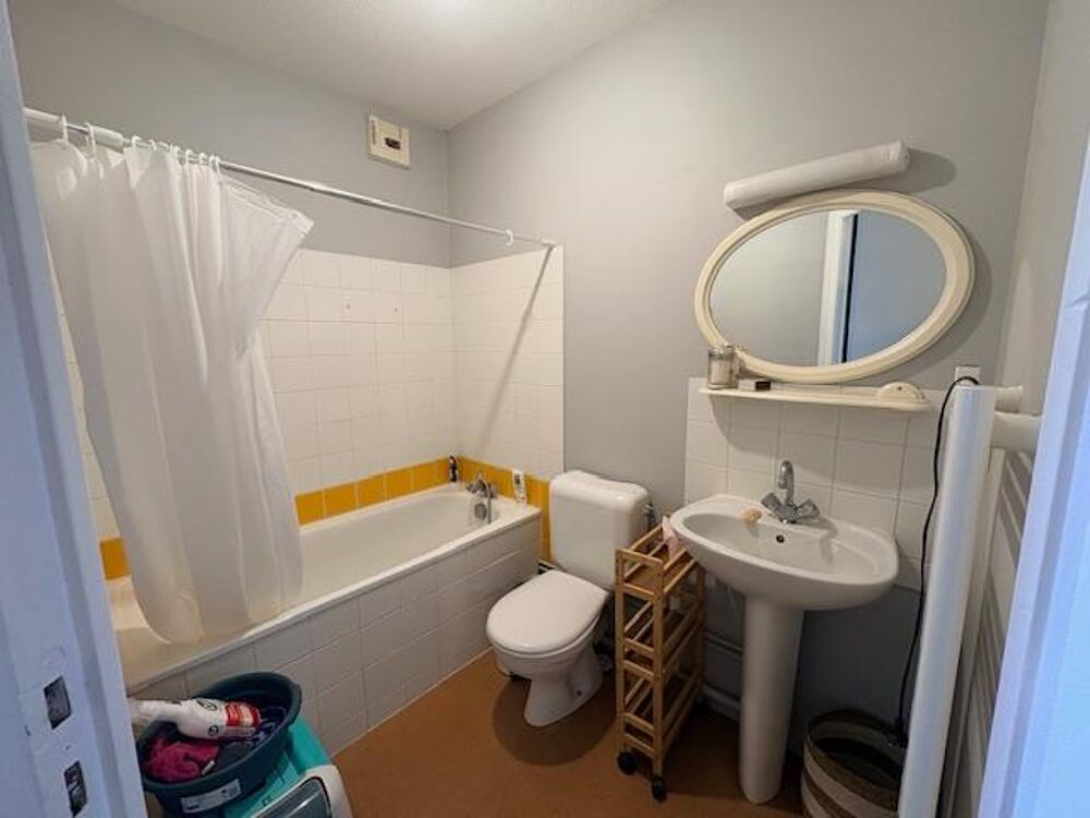 Location Appartement Location Appartement 32 m² à Bourg en Bresse 375 ¤ CC /mois Bourg-en-bresse