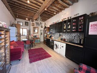  Immeuble à vendre 7 pièces 153 m²