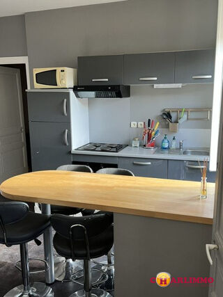  Appartement à louer 2 pièces 38 m²