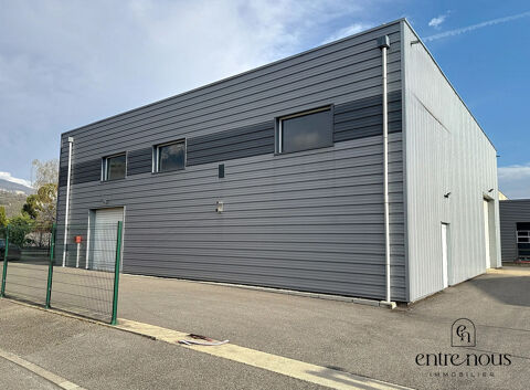 Entrepot a vendre a chapareillan de 700m2 980000 38530 Chapareillan