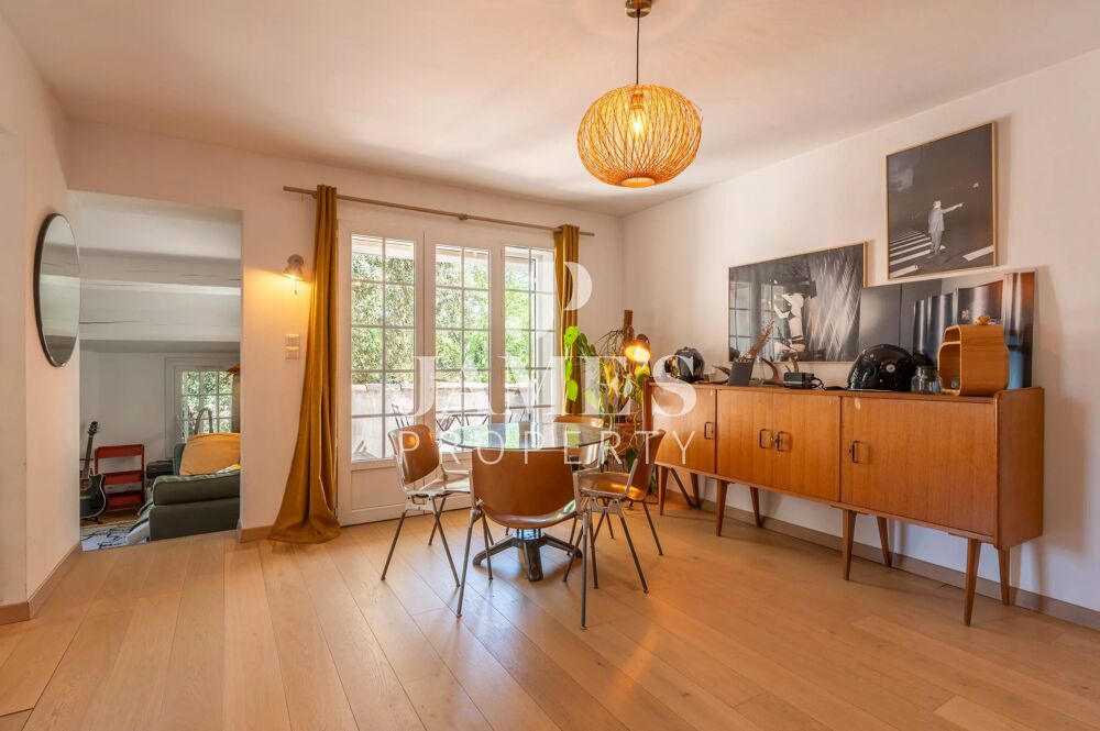 Maison rénovée avec piscine - Le Paradou