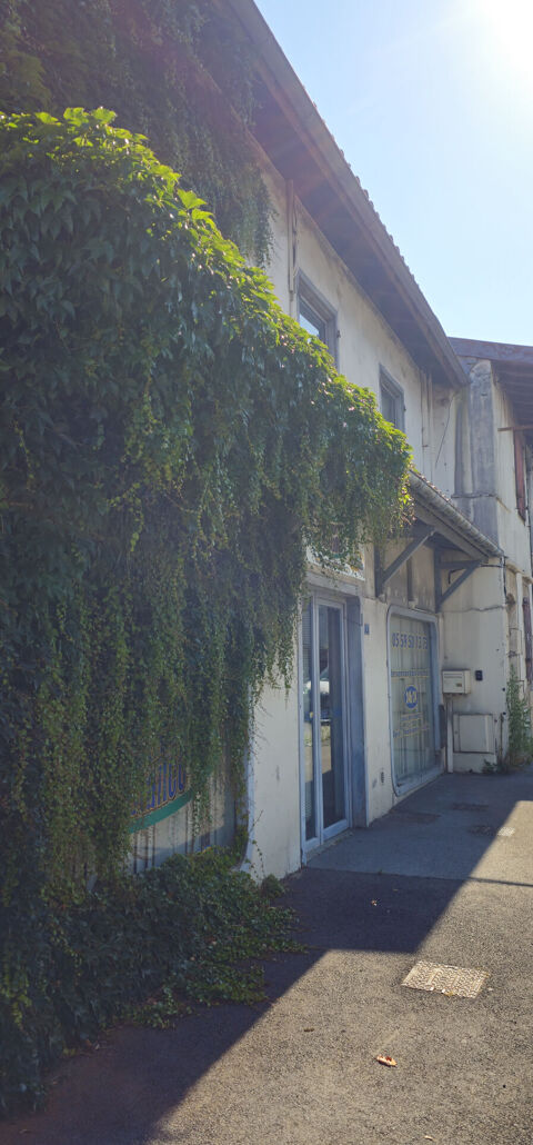 Local professionnel 128400 64100 Bayonne