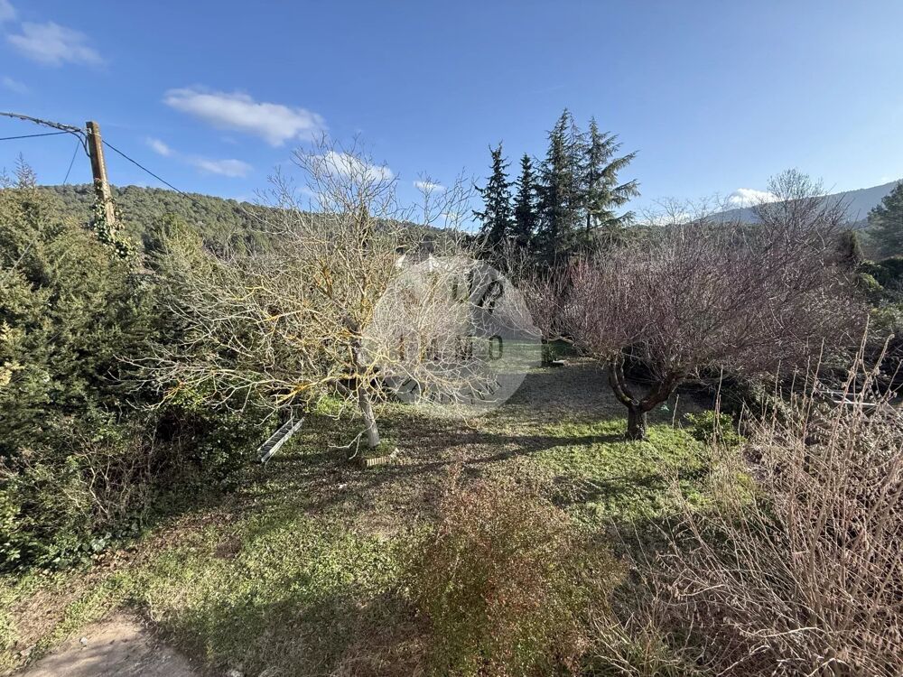 � vendre  Maison Saint-Zacharie (83640)