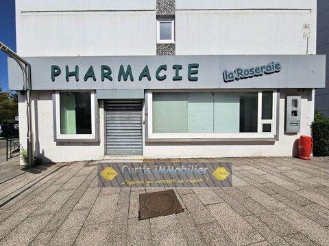 Local professionnel - 115.59m &sup2; 97000 42700 Firminy